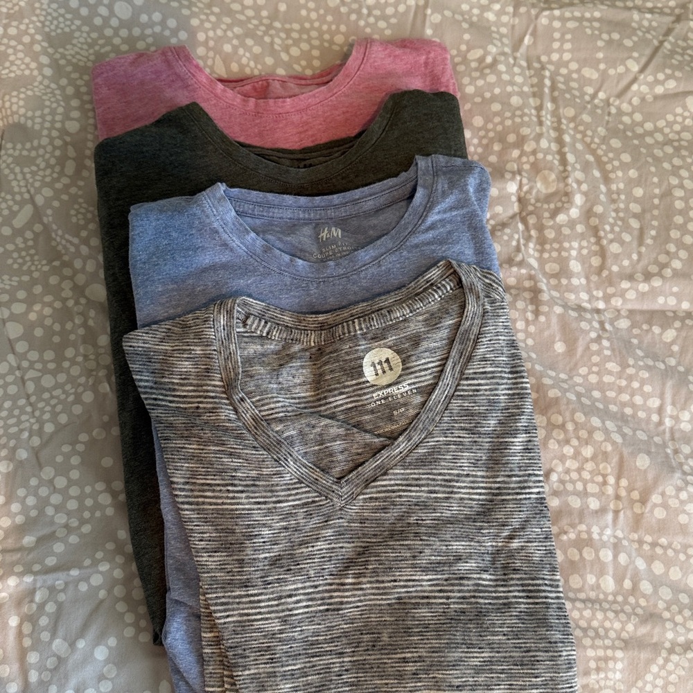 H&M/EXPRESS Gray and Blue T-Shirts